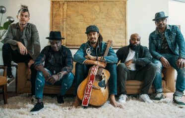 Afbeelding voor Michael Franti and Spearhead