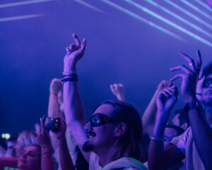 Festival Logo Trance boyband Superstrings naar uitverkochte Vasim